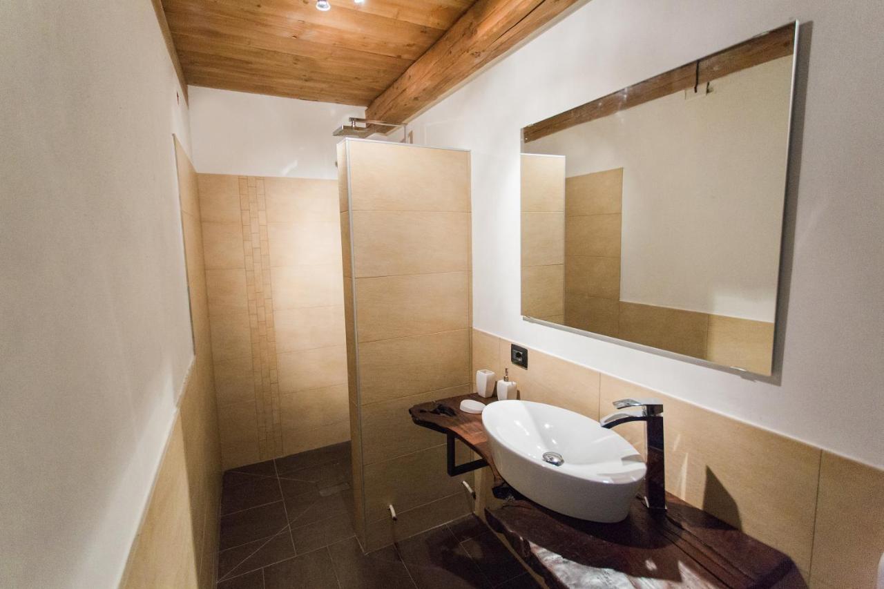B&B Barbaia Levice エクステリア 写真